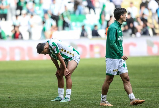 Foto - Süper Lig şampiyonluğu yaşayan takım TFF 3. Lig'e düştü! Bursa halkı şoku yaşadı...