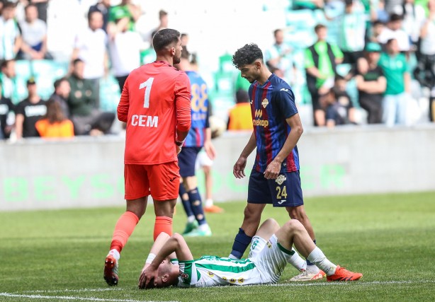 Foto - Süper Lig şampiyonluğu yaşayan takım TFF 3. Lig'e düştü! Bursa halkı şoku yaşadı...