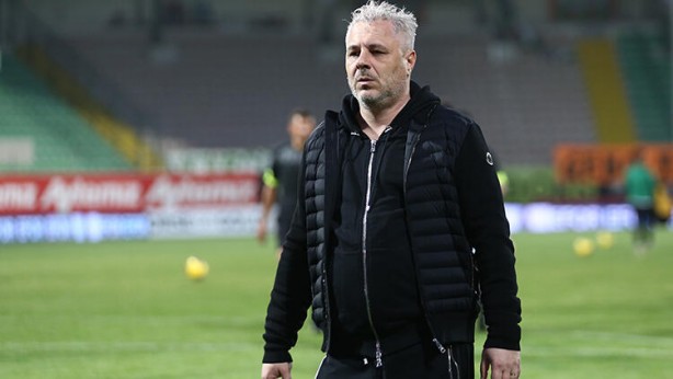 Foto - Türkiye'den kaçan teknik direktörden haber var: İstanbul'da koronavirüse yakalandım