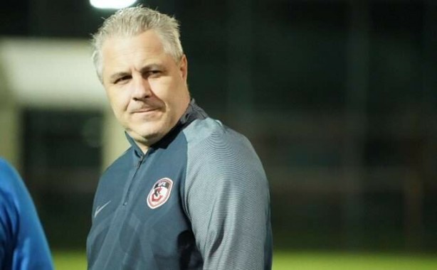 Foto - Türkiye'den kaçan teknik direktörden haber var: İstanbul'da koronavirüse yakalandım