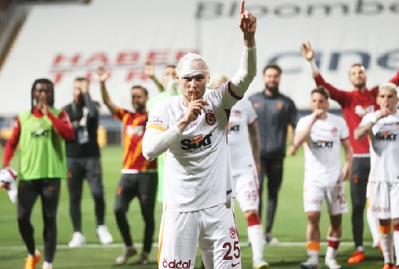 Foto - Süper Lig'de geri sayım başladı! Şampiyon hafta sonu ortaya çıkabilir...