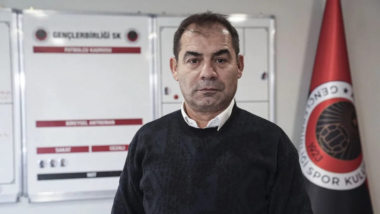 Foto - Süper Lig’de herkesi ters köşe yapan karar! Ünlü teknik adam istifa etti