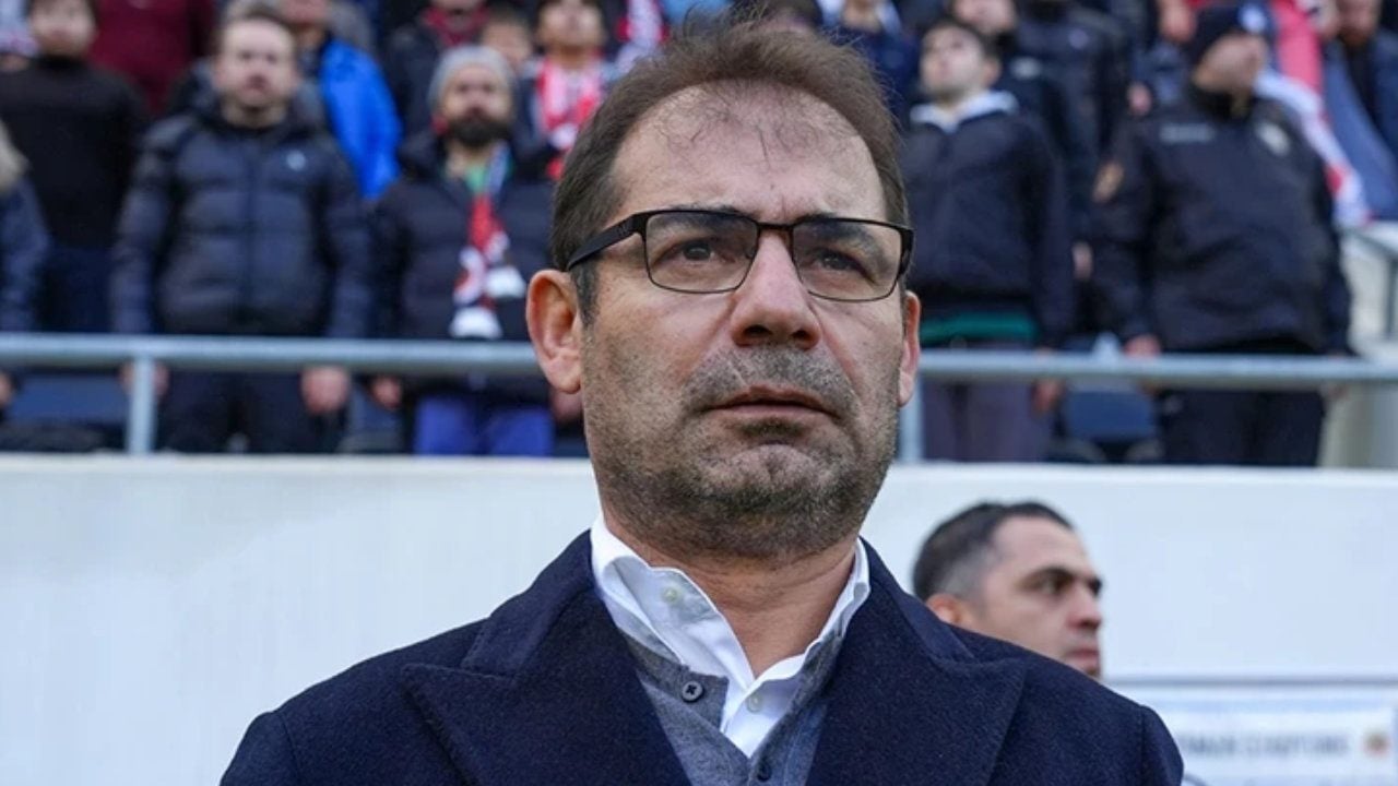 Foto - Süper Lig’de herkesi ters köşe yapan karar! Ünlü teknik adam istifa etti