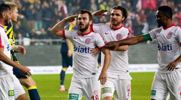 Foto - Süper Lig'de sözleşmesi biten yıldız futbolcular