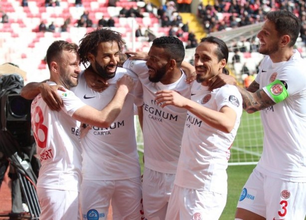 Foto - Süper Lig'de VAR'sız puan durumu açıklandı! İşte o sıralama...