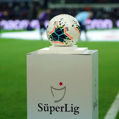 Foto - Süper Lig’de yeni sezonun şampiyonunu şimdiden belirlediler! Yapay zekadan olay oluşturan tahmin: İşte 2024/25 sezonu puan durumu sıralaması