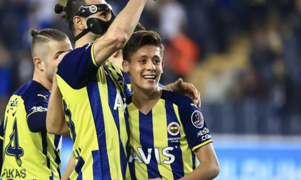 Foto - Süper Lig'deki futbolcuların piyasa değeri dudak uçuklattı!