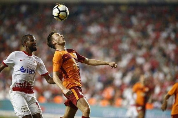 Foto - Süper Lig'deki yıldız isimler ne kadar kazanıyor?