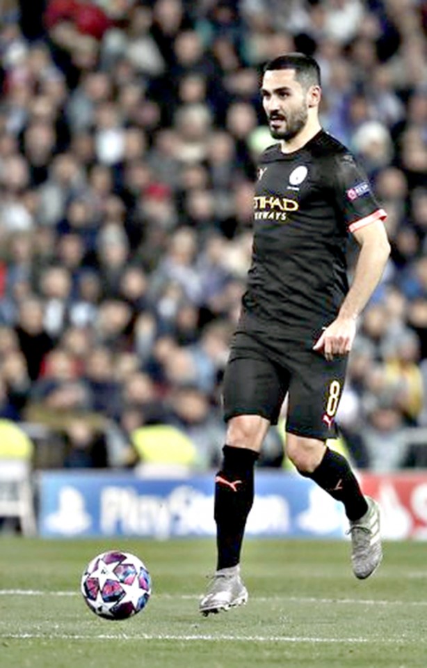 Foto - Süper Lige yıldız isim geliyor! Yer yerinden oynayacak... Bomba patladı patlayacak!