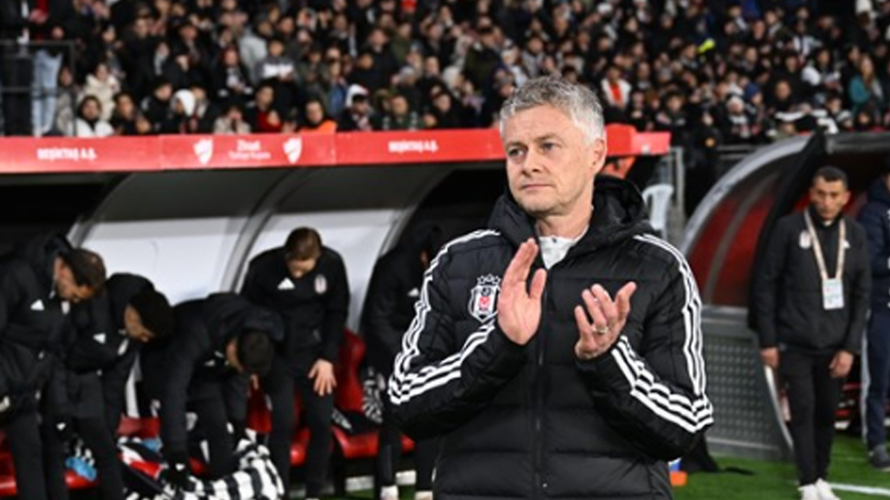 Foto - Süper Lig’i ters köşe yapacak hamleyi nihayet yapıyor Beşiktaş! Bu sefer olacak gibi…