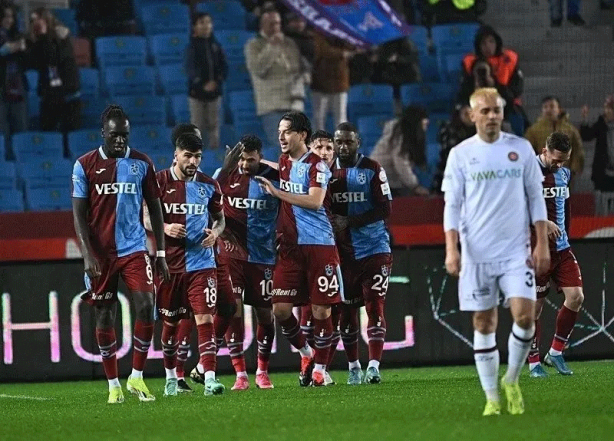 Foto - Süper Lig’in en çok penaltı kullanan takımları belli oldu! Zirveyle ikinci arasında büyük fark: İşte ligin en fazla penaltı atan takımları…