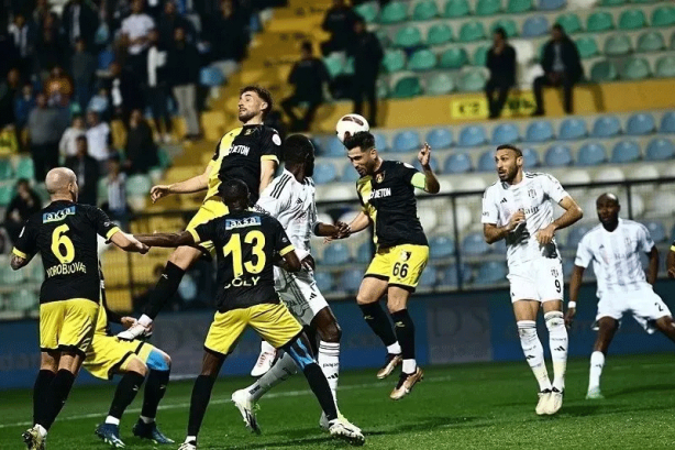 Foto - Süper Lig’in en çok penaltı kullanan takımları belli oldu! Zirveyle ikinci arasında büyük fark: İşte ligin en fazla penaltı atan takımları…