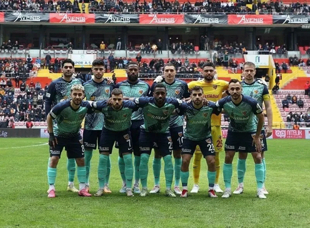 Foto - Süper Lig’in en çok penaltı kullanan takımları belli oldu! Zirveyle ikinci arasında büyük fark: İşte ligin en fazla penaltı atan takımları…