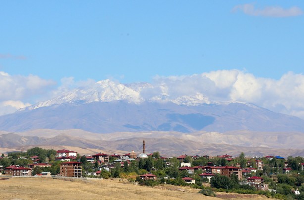 Foto - Süphan Dağı'nın zirvesi karla kaplandı