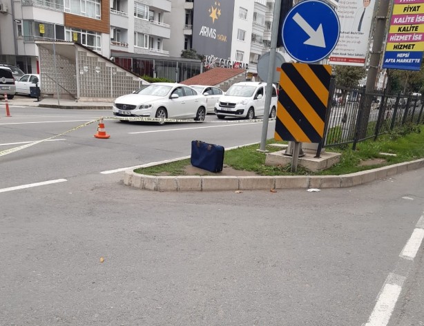 Foto - Şüpheli valiz fünyeyle patlatıldı