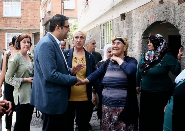 Foto - Sur esnafını ziyaret eden HDP'lilere büyük tepki