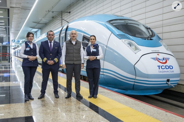 Foto - Süre 2 saate düşüyor! Raylı sistemlerde yerli dönemi! Ankara-Sivas Hızlı Tren Hattı'nı Başkan Erdoğan devreye alıyor