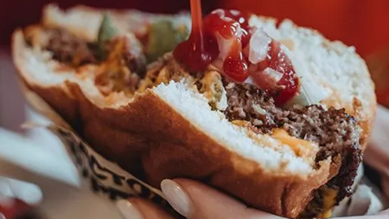 Foto - Sürekli dışarıdan yemek hastalıklara davetiye çıkarıyor! Aman diyelim artık görün şu tehlikeyi…