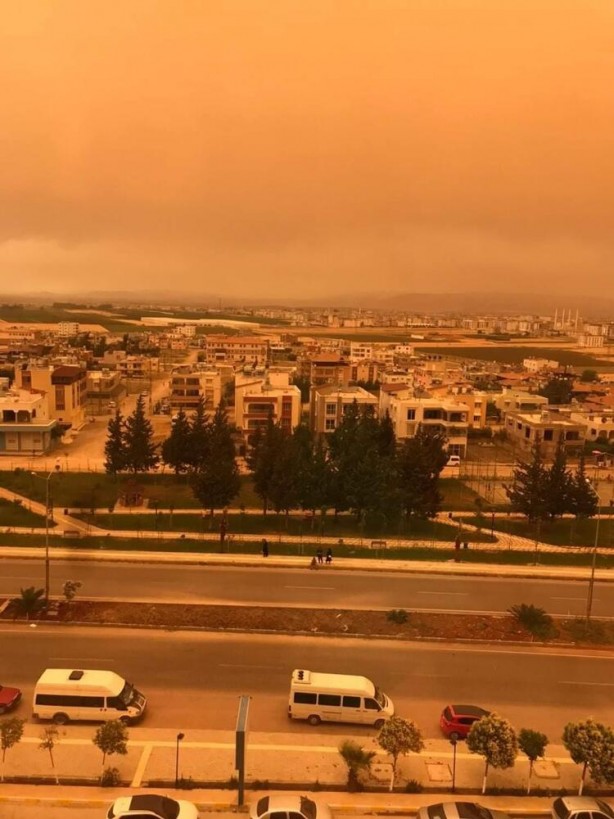 Foto - Suriye kaynaklı toz taşınımı Hatay, Osmaniye ve Adana'da günlük yaşamı olumsuz etkiledi! 