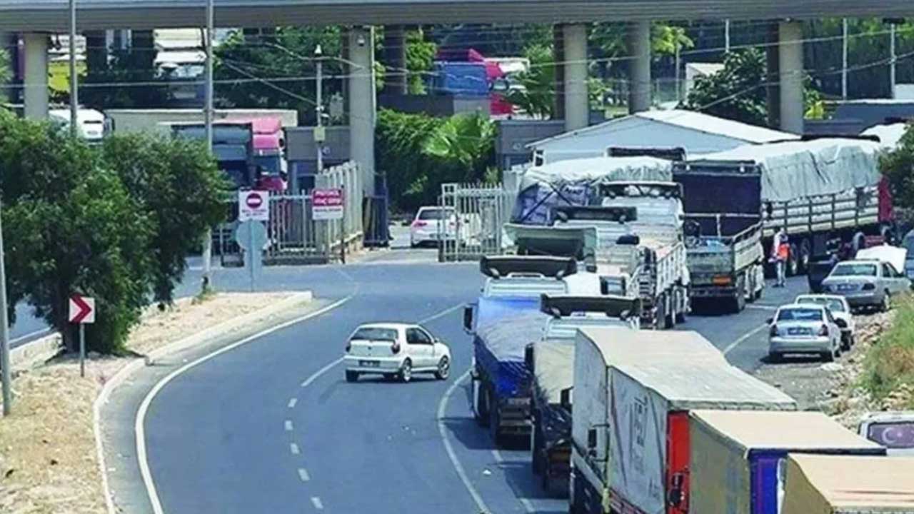 Foto - Suriye, Türkiye ile büyük sorunu halen çözemedi! Yeni kararla mallara el koyulacak