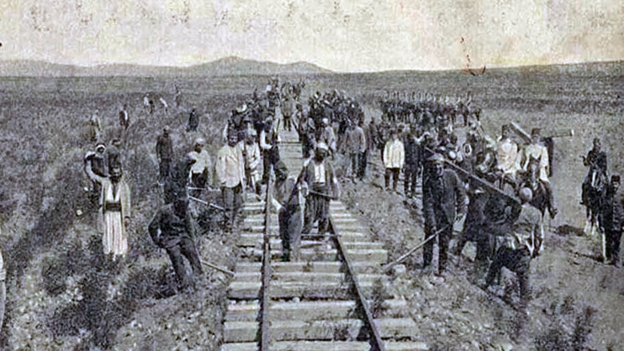 Foto - Suriye yönetimi, Osmanlı döneminden kalma demir yollarının ıslah edilmesi gibi projeleri hayata geçirmek istiyor.