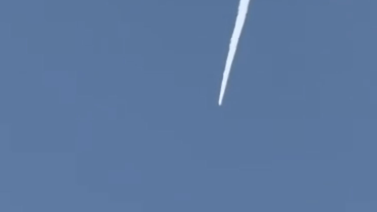 Foto - Suriye'de belirsizlik sürerken Türkiye Tayfun balistik füzesini ateşledi