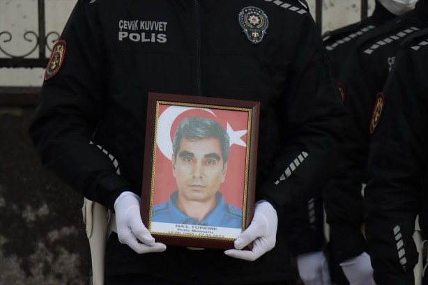Foto - Suriye'de kalp krizi geçiren şehit polis memuru ebediyete uğurlandı