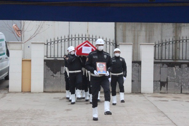 Foto - Suriye'de kalp krizi geçiren şehit polis memuru ebediyete uğurlandı