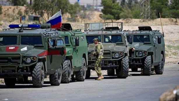 Foto - Suriye'de şoke eden gerilim! ABD askerlerinin önünü kestiler