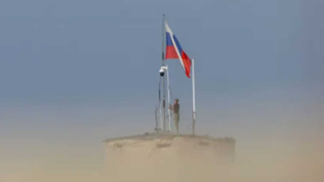 Foto - Suriye'de yaşananlar uyanış başlattı! Başmüftü duyurdu: Silahlanın! Rusya'yı ülkemizden çıkarmalıyız