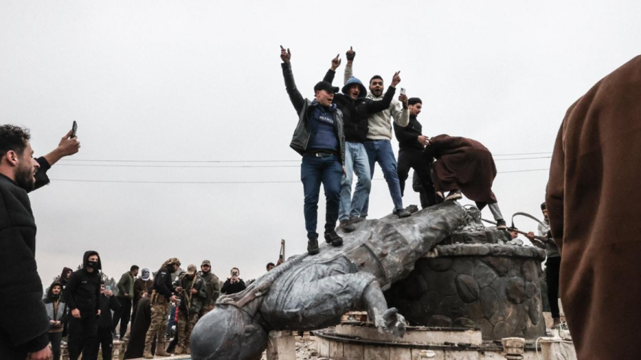 Suriye'de YPG dönemi kapandı! Silah bıraktığı 14 maddelik liste sızdı: Petrol sahaları ve sınırlar devredildi