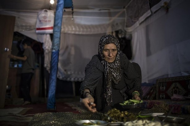 Foto - Suriyeli ailenin içler acısı hali