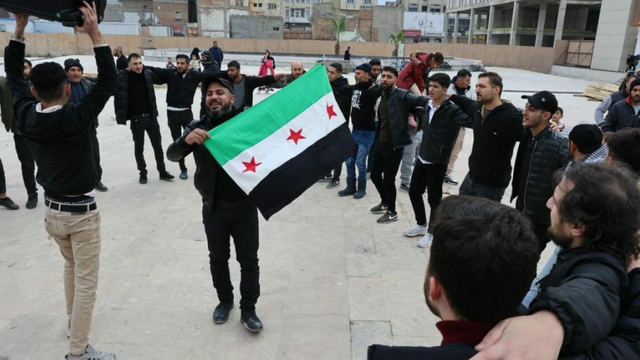 Foto - Suriyeliler o ilimizi terk etmeye başladı: Sokaklar sessizliğe gömüldü