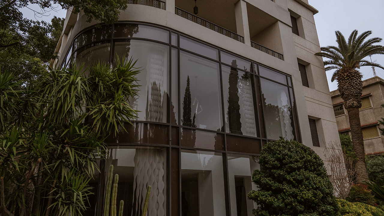 Foto - Suriyeliler yoksulluktan kırılırken, Esed pisliği burada yaşıyordu!