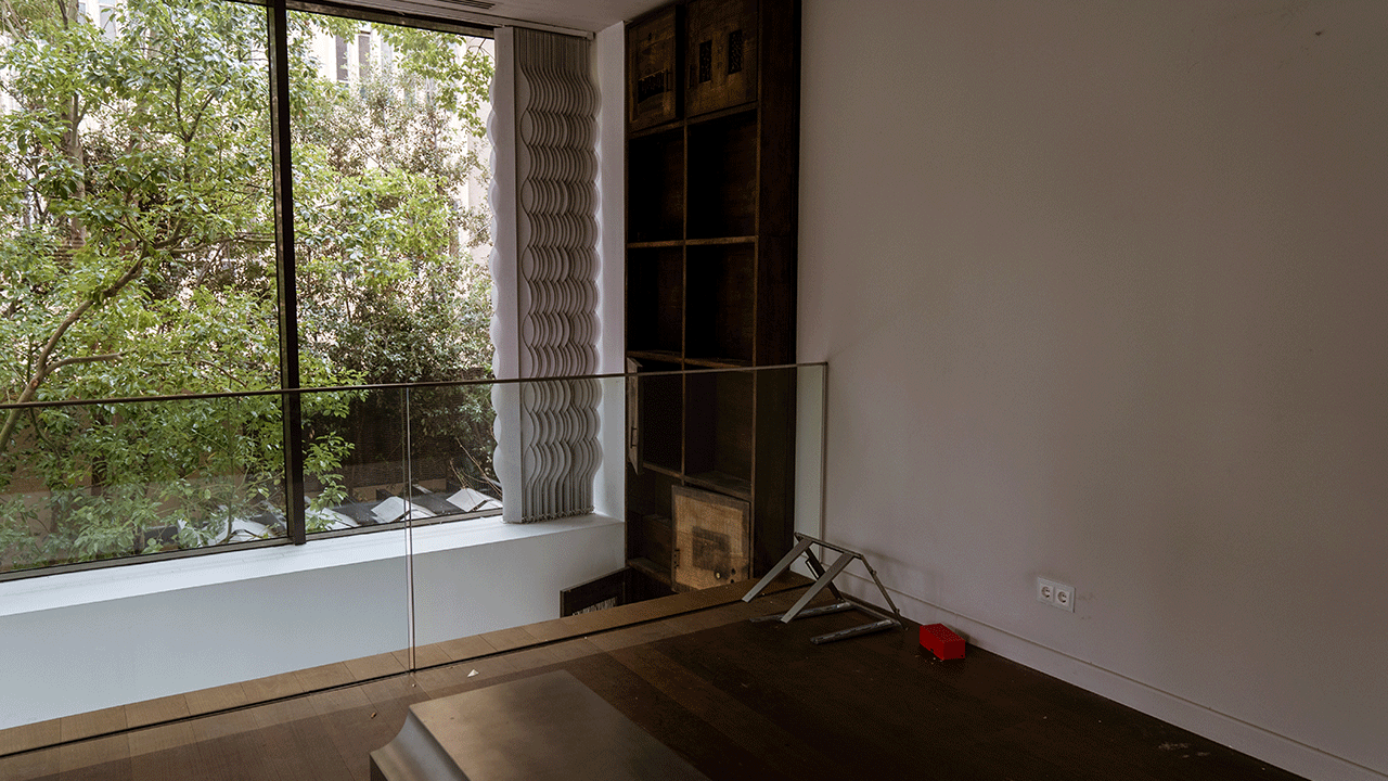 Foto - Suriyeliler yoksulluktan kırılırken, Esed pisliği burada yaşıyordu!