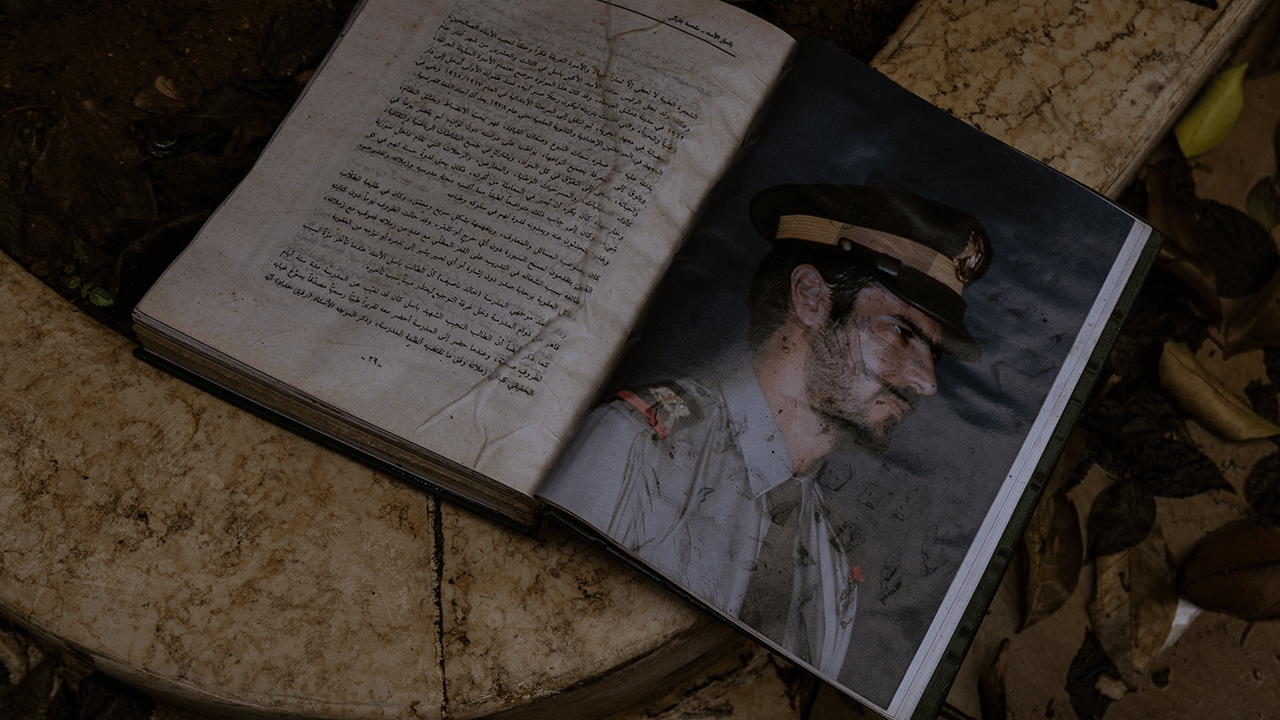 Foto - Suriyeliler yoksulluktan kırılırken, Esed pisliği burada yaşıyordu!