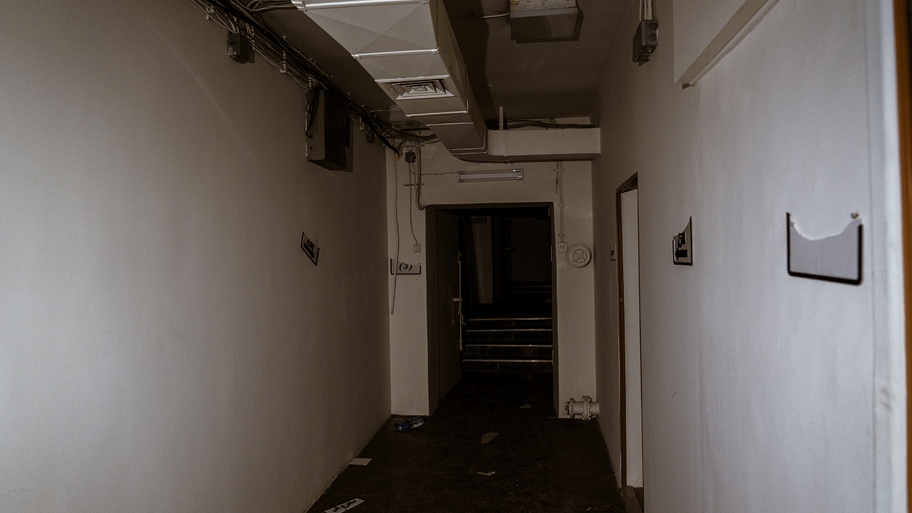 Foto - Suriyeliler yoksulluktan kırılırken, Esed pisliği burada yaşıyordu!