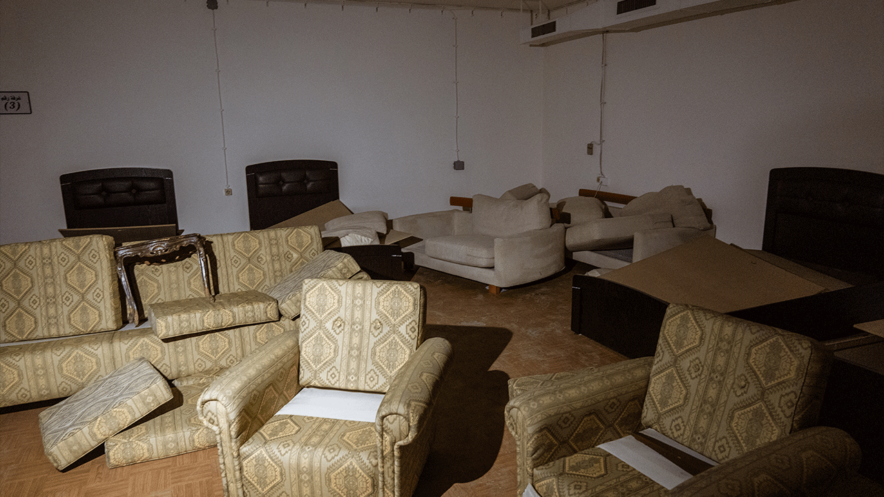 Foto - Suriyeliler yoksulluktan kırılırken, Esed pisliği burada yaşıyordu!