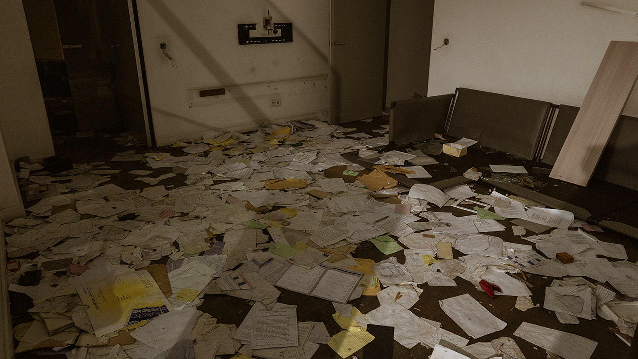 Foto - Suriyeliler yoksulluktan kırılırken, Esed pisliği burada yaşıyordu!