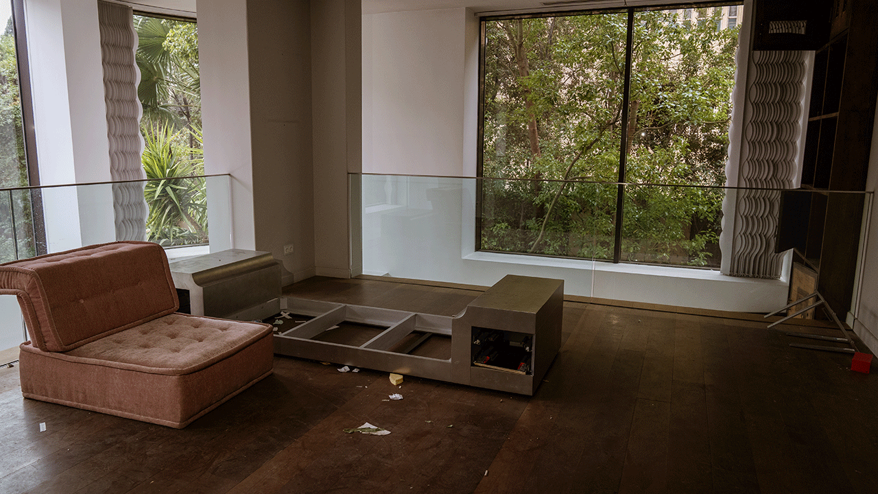 Foto - Suriyeliler yoksulluktan kırılırken, Esed pisliği burada yaşıyordu!