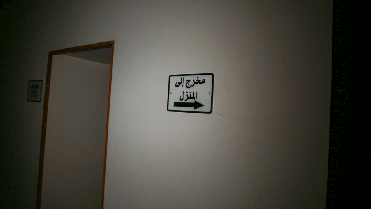 Foto - Suriyeliler yoksulluktan kırılırken, Esed pisliği burada yaşıyordu!