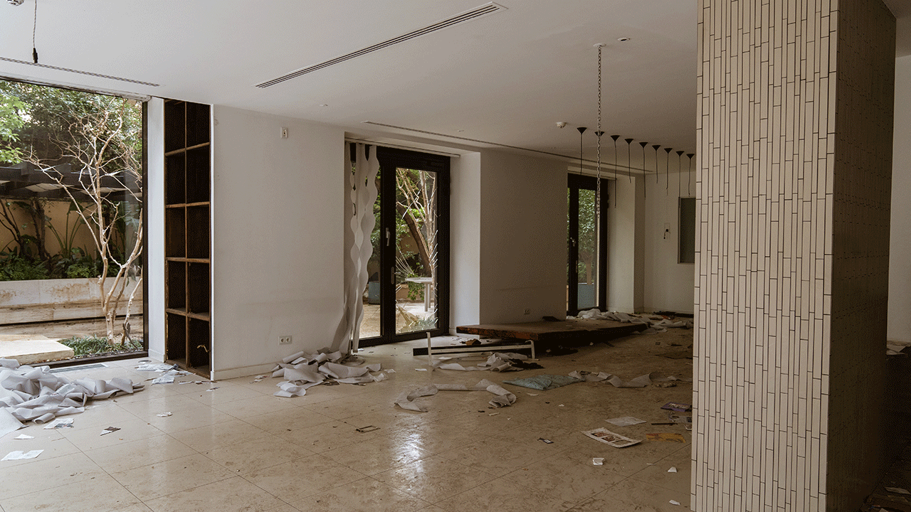 Foto - Suriyeliler yoksulluktan kırılırken, Esed pisliği burada yaşıyordu!