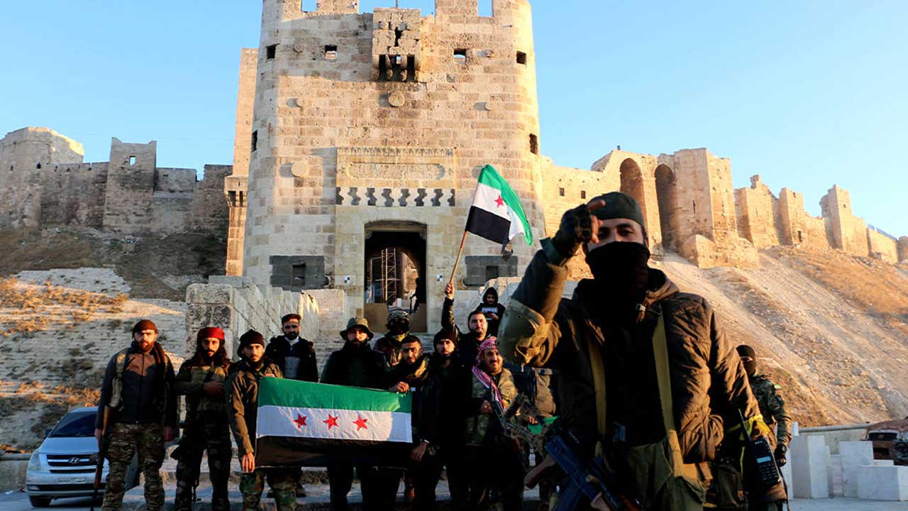 Foto - Suriye'ye Türkiye'ye karşı teklif ettiler: Size petrol verelim bizimle anlaşın