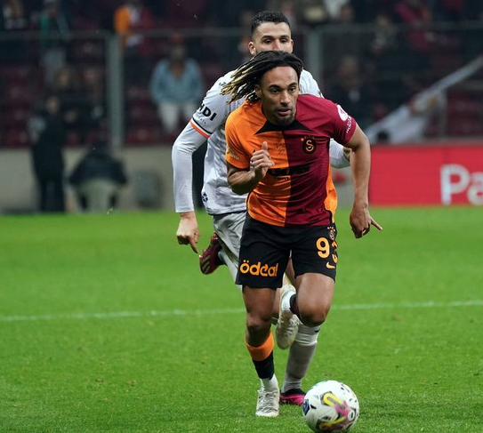 Foto - Sürpriz gelişmeyi dünyaya duyurdu... Galatasaray'ın dinamosu için bomba haber!