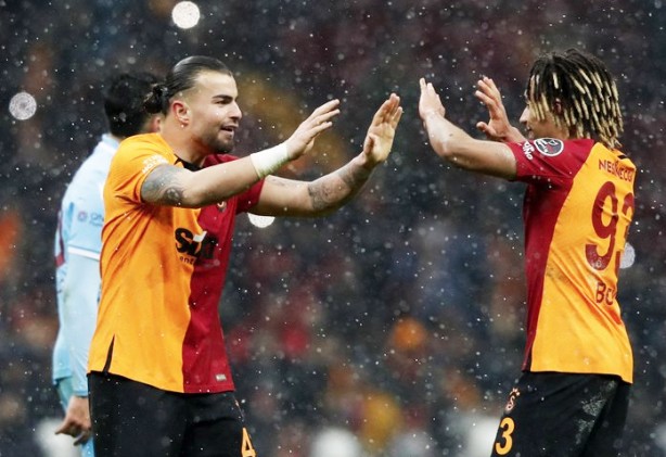 Foto - Sürpriz gelişmeyi dünyaya duyurdu... Galatasaray'ın dinamosu için bomba haber!