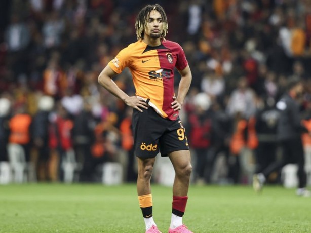 Foto - Sürpriz gelişmeyi dünyaya duyurdu... Galatasaray'ın dinamosu için bomba haber!