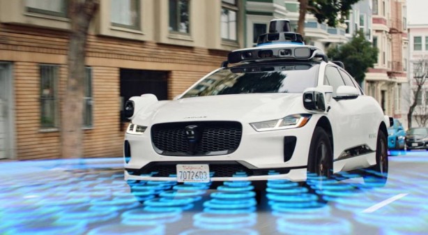 Foto - Sürücüsüz taksi Waymo, binlerce yolcuya ulaştı