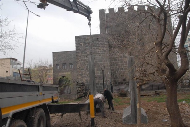 Foto - Sur'un dört bir tarafı çevriliyor