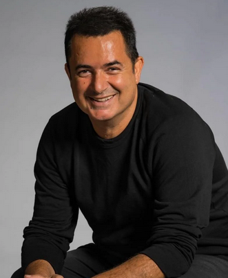 Foto - Survivor'daki çıplaklığa O da isyan etti! Öyle bir yorum yapti ki... Tartışmalara yol açan yarışmacıların halleri konusu... 