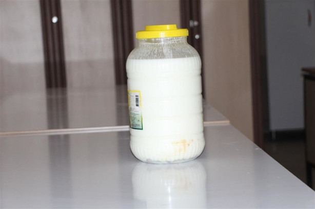 Foto - Süt bidonundan çıkanlar zabıtayı hayrete düşürdü